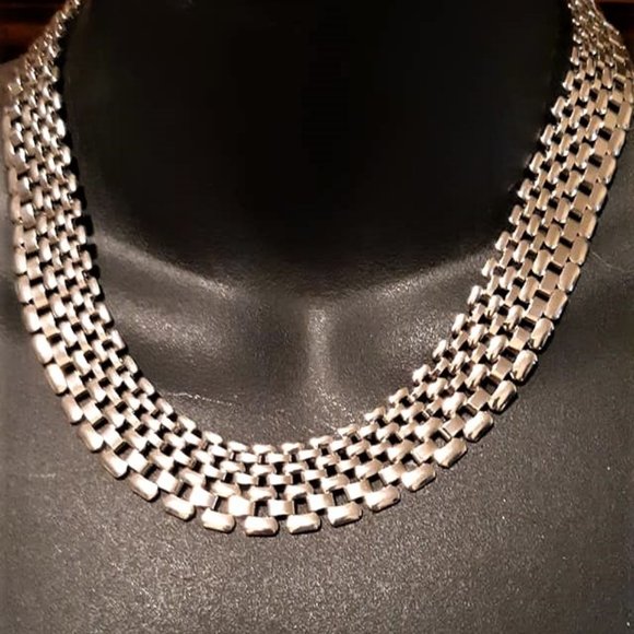 Jewelry - WIDE CHAIN CHOKER NECKLACE